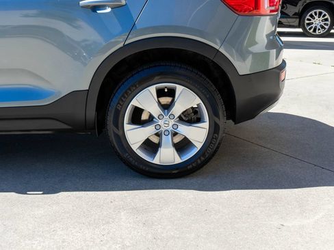 Used 2019 Volvo XC40 T5 Momentum AWD/4WD image 30