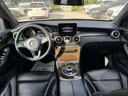Used 2019 Mercedes-Benz GLC 300 image 11