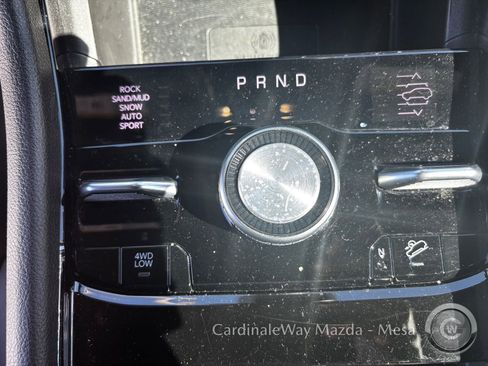 Used 2023 Jeep Grand Cherokee L Overland w/ Luxury Tech Group IV image 10