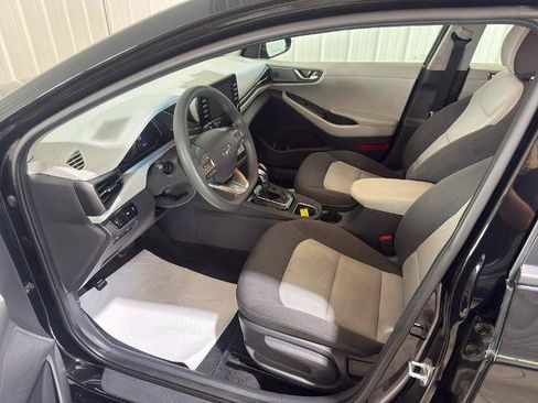 Used 2020 Hyundai Ioniq Blue FWD image 2
