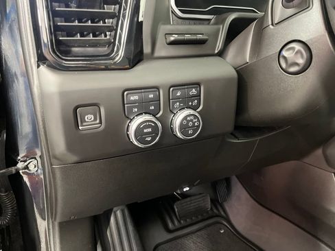 Certified 2024 GMC Sierra 1500 AT4 w/ Technology Package AWD/4WD image 27