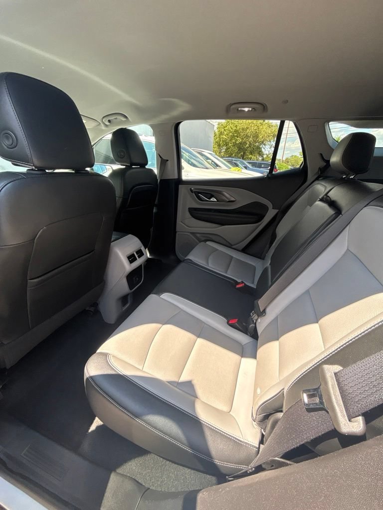 Used 2023 GMC Terrain SLT FWD image 17