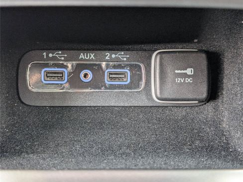 Used 2020 Jeep Grand Cherokee Altitude AWD/4WD image 25