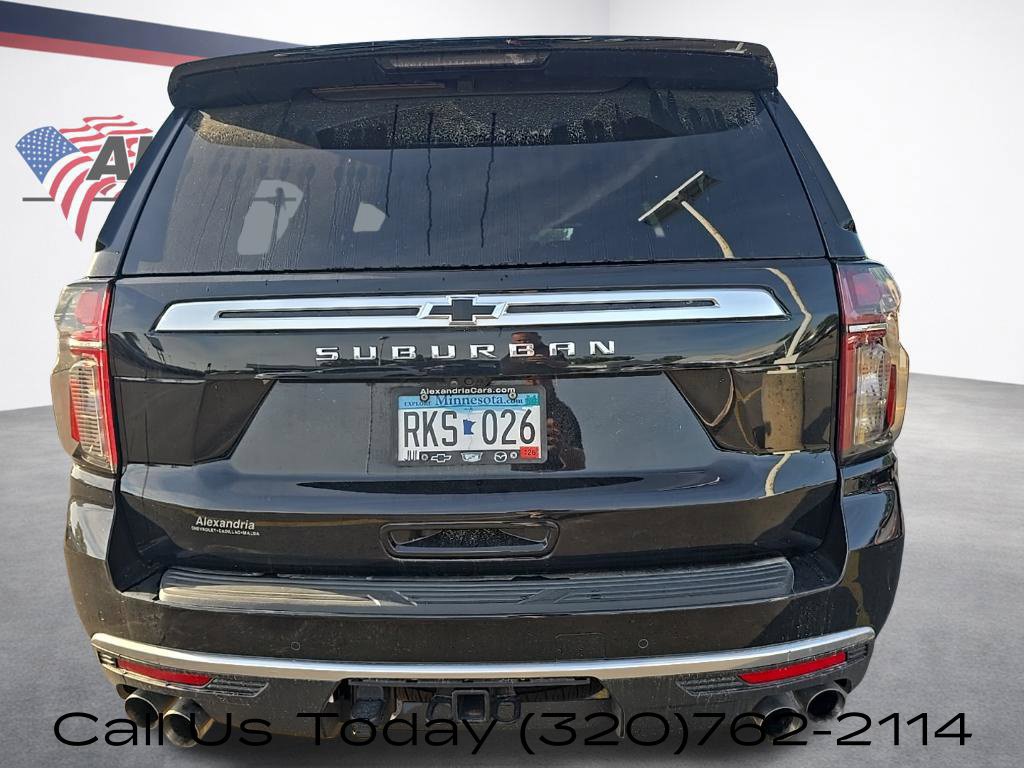 Used 2024 Chevrolet Suburban High Country AWD/4WD image 6
