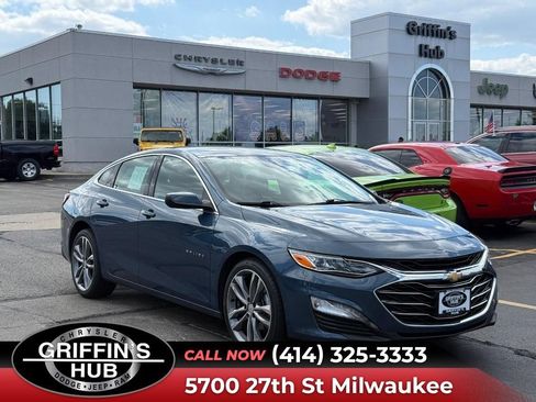 Used 2024 Chevrolet Malibu LT FWD image 1