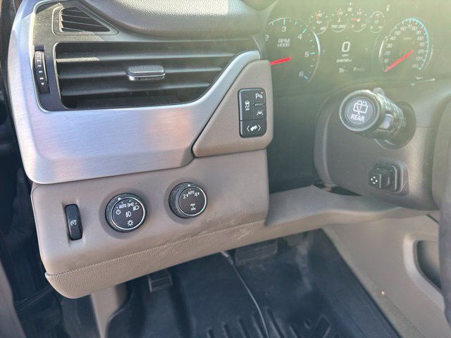 Used 2017 GMC Yukon SLT AWD/4WD image 18