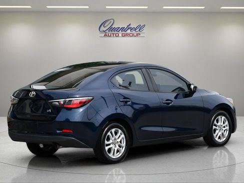 Used 2017 Toyota Yaris iA FWD image 4