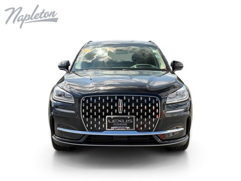 Used 2025 Lincoln Corsair Reserve w/ Equipment Group 202A AWD/4WD image 9