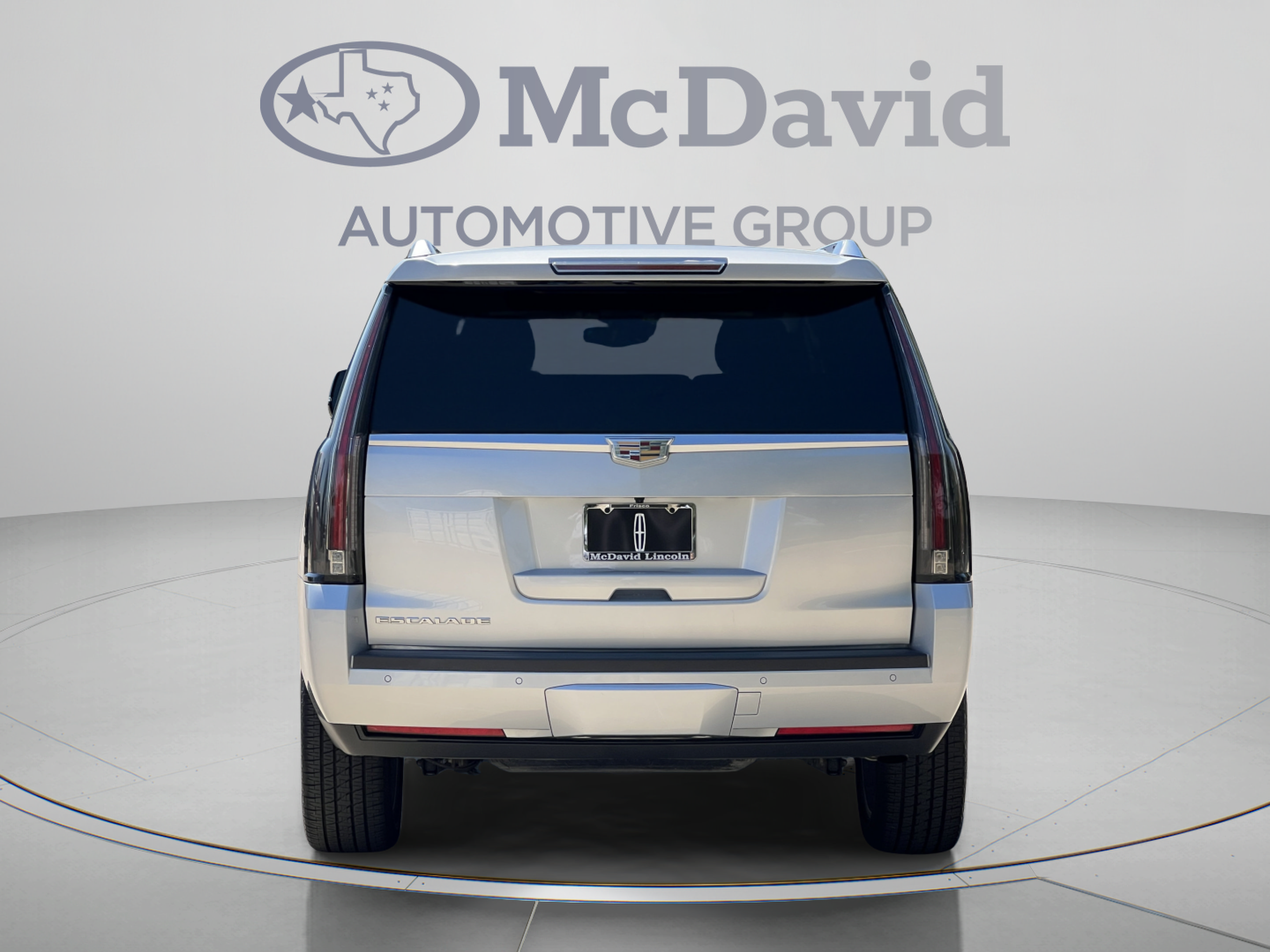 Used 2016 Cadillac Escalade Luxury AWD/4WD image 6