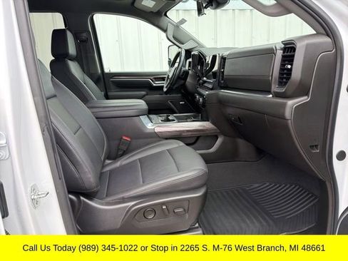 Used 2025 Chevrolet Silverado 2500 LTZ w/ LTZ Premium Package AWD/4WD image 37