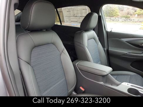 New 2025 Buick Envista Preferred w/ Advanced Safety Package image 26