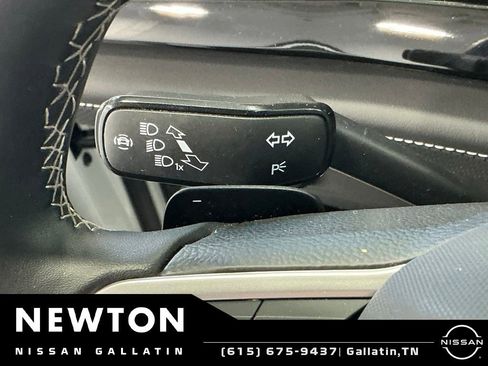 Used 2025 Volkswagen Atlas SE FWD image 7