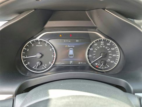 Used 2023 Nissan Murano SV image 19