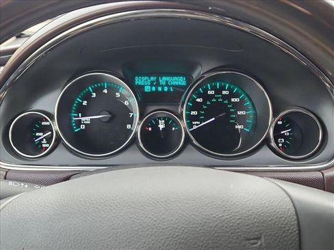 Used 2017 Buick Enclave Leather image 11