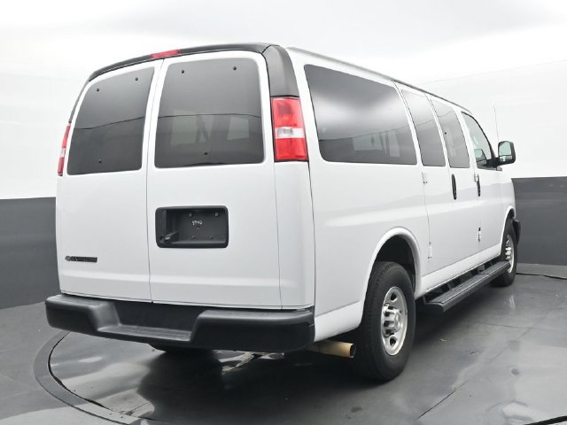 Used 2022 Chevrolet Express 2500 LS w/ Driver Convenience Package RWD image 6