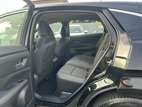 Used 2024 Nissan Ariya FWD image 47
