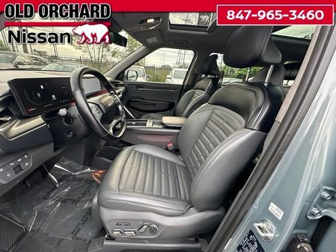 Used 2024 Kia EV9 Land AWD/4WD image 12