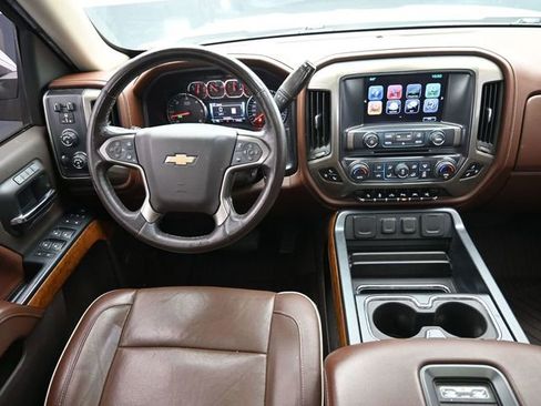 Used 2017 Chevrolet Silverado 1500 High Country w/ High Desert Package image 27