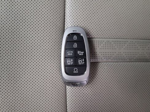 Used 2022 Hyundai Sonata Limited FWD image 32