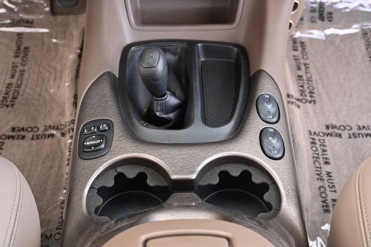 Used 2004 Toyota Sequoia Limited AWD/4WD image 24