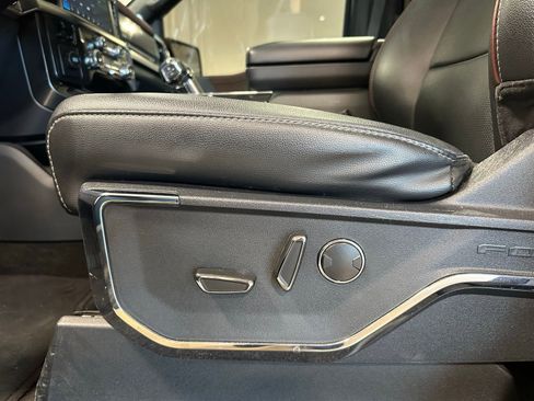 Used 2022 Ford F150 Lariat w/ Equipment Group 502A High image 15