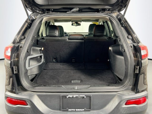 Used 2015 Jeep Cherokee Limited AWD/4WD image 27