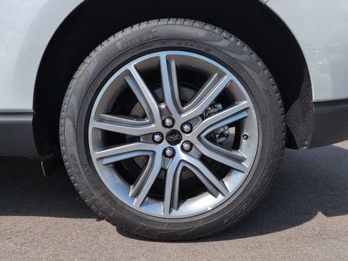 Certified 2024 Ford Edge Titanium w/ Equipment Group 301A AWD/4WD image 11