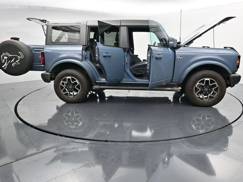 Used 2024 Ford Bronco Outer Banks AWD/4WD image 27