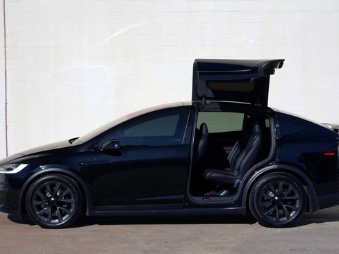 Used 2023 Tesla Model X AWD/4WD image 55