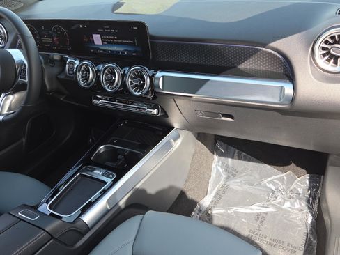 Certified 2026 Mercedes-Benz GLB 250 image 17