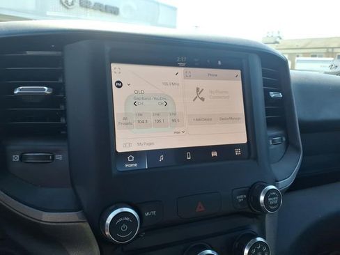 New 2024 RAM 2500 Tradesman w/ Chrome Appearance Group AWD/4WD image 12