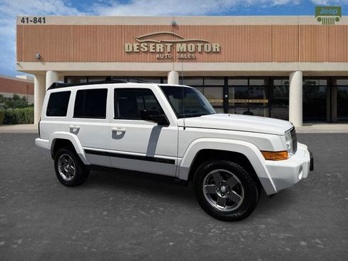 Used 2007 Jeep Commander Sport RWD image 3