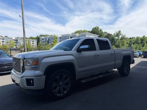 Used 2015 GMC Sierra 1500 Denali AWD/4WD image 4