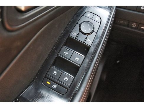 Used 2024 Nissan Rogue SV w/ SV Premium Package FWD image 24