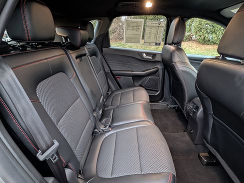 Used 2023 Ford Escape ST-Line Select image 30