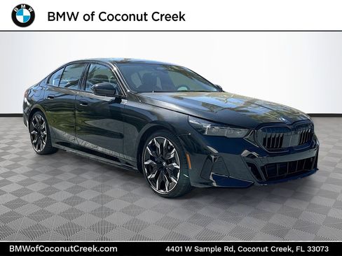 New 2026 BMW i5 eDrive40 w/ M Sport Package image 1