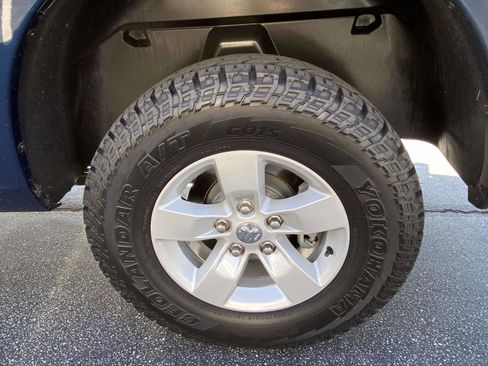 Used 2020 RAM 1500 Classic SLT w/ Luxury Group image 22