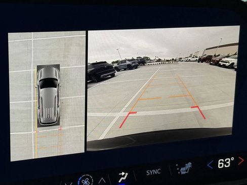 New 2026 Chevrolet Traverse Z71 w/ Enhanced Driving Package image 16