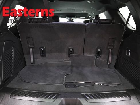 Used 2025 Chevrolet Tahoe LT AWD/4WD image 9