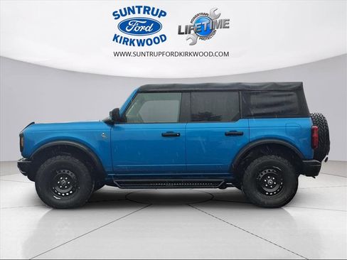 Used 2021 Ford Bronco Black Diamond image 18