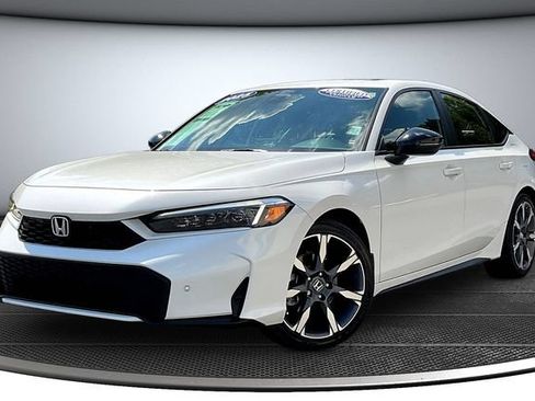 Used 2025 Honda Civic Sport Touring image 1