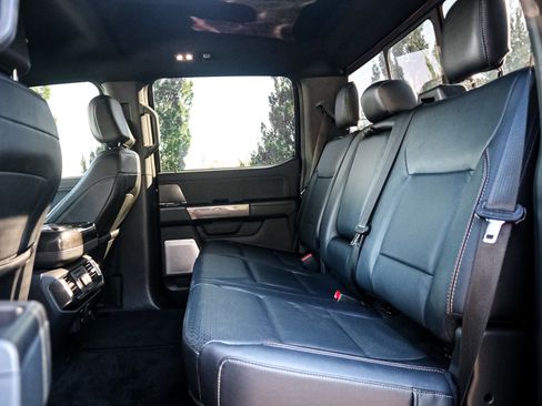 Used 2022 Ford F150 Lariat w/ Equipment Group 502A High image 30