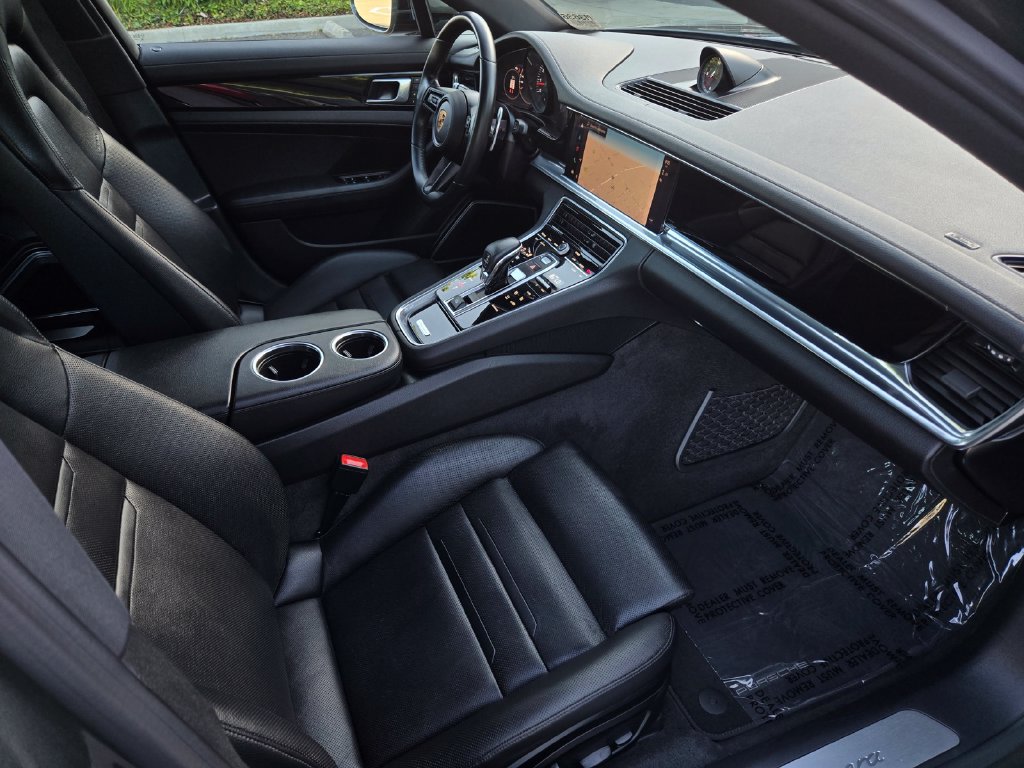 Used 2022 Porsche Panamera Platinum Edition RWD image 17