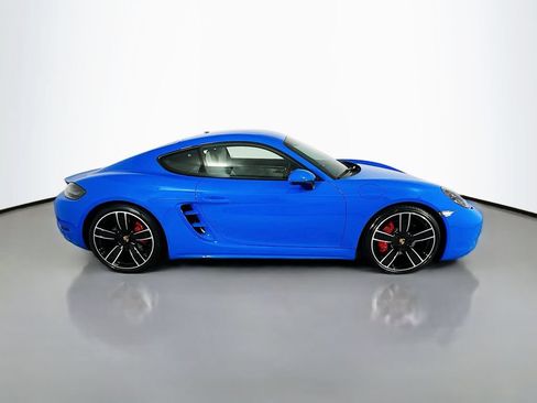 Certified 2024 Porsche 718 Cayman S RWD image 8