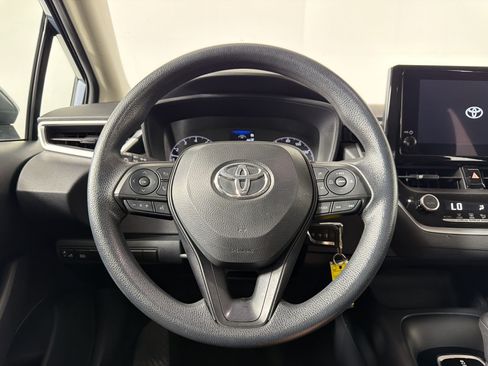 Used 2024 Toyota Corolla LE FWD image 9