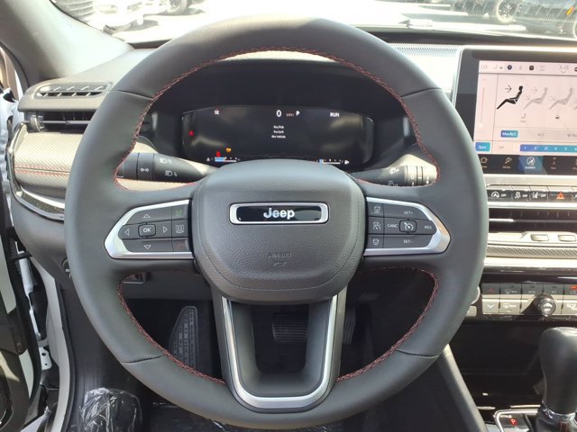 New 2026 Jeep Compass Trailhawk w/ Sun, Sound & Navigation Group AWD/4WD image 12