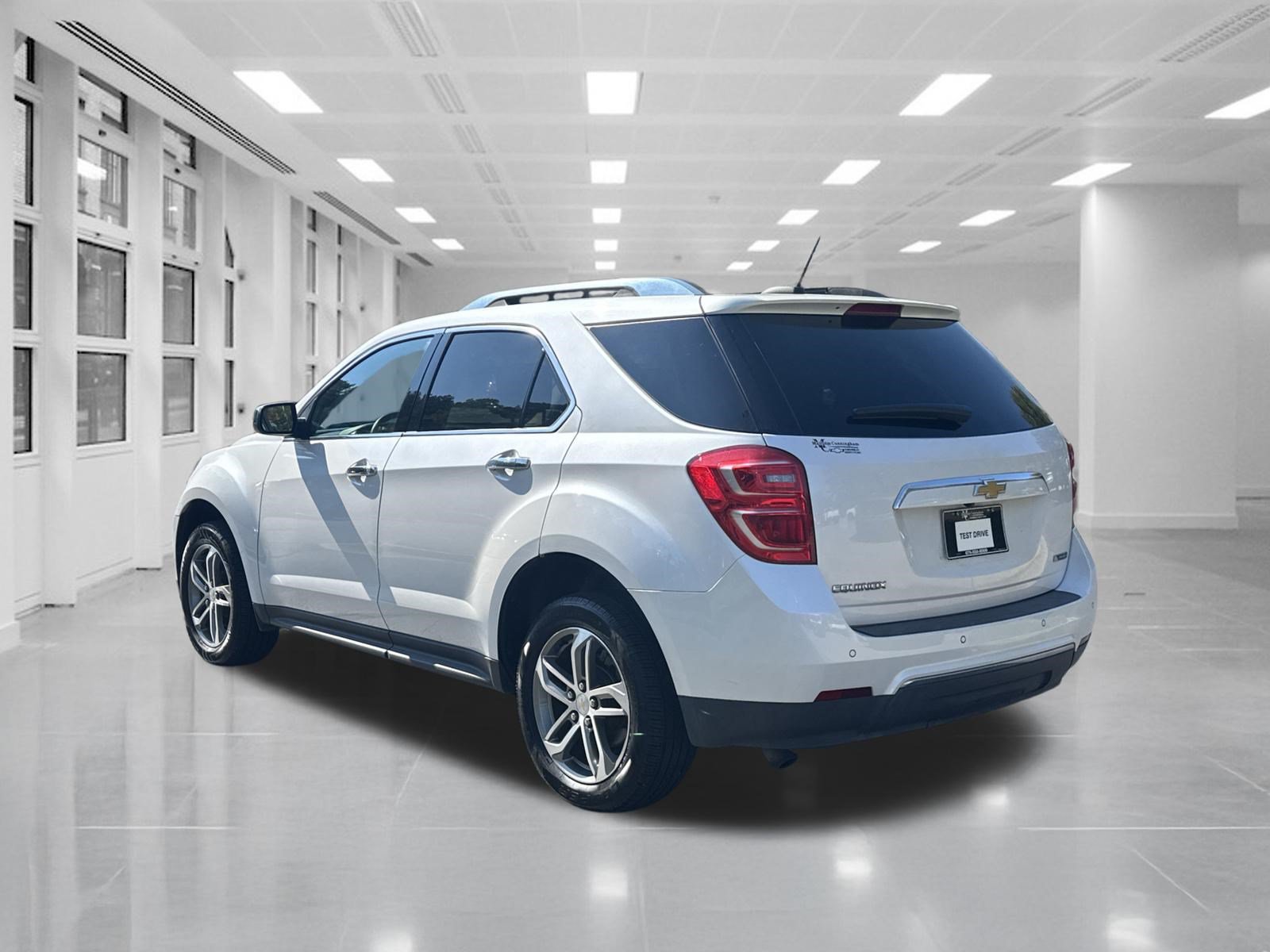 Used 2017 Chevrolet Equinox Premier w/ Enhanced Convenience Package FWD image 7