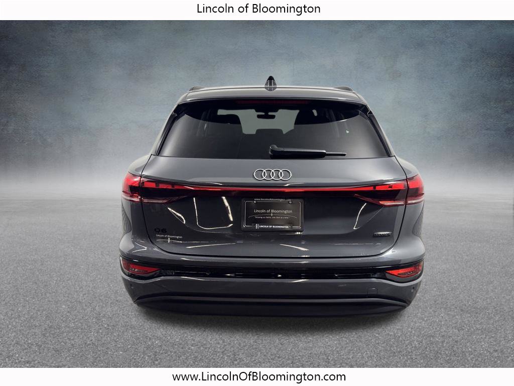 Used 2025 Audi Q6 e-tron Premium Plus w/ Premium Plus AWD/4WD image 5