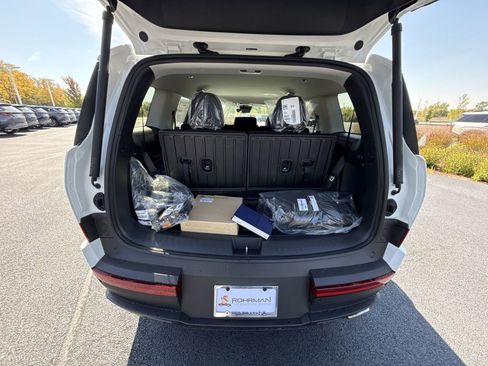 New 2026 Hyundai Santa Fe SE image 25