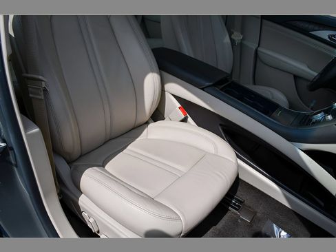Used 2017 Lincoln MKZ Select FWD image 26